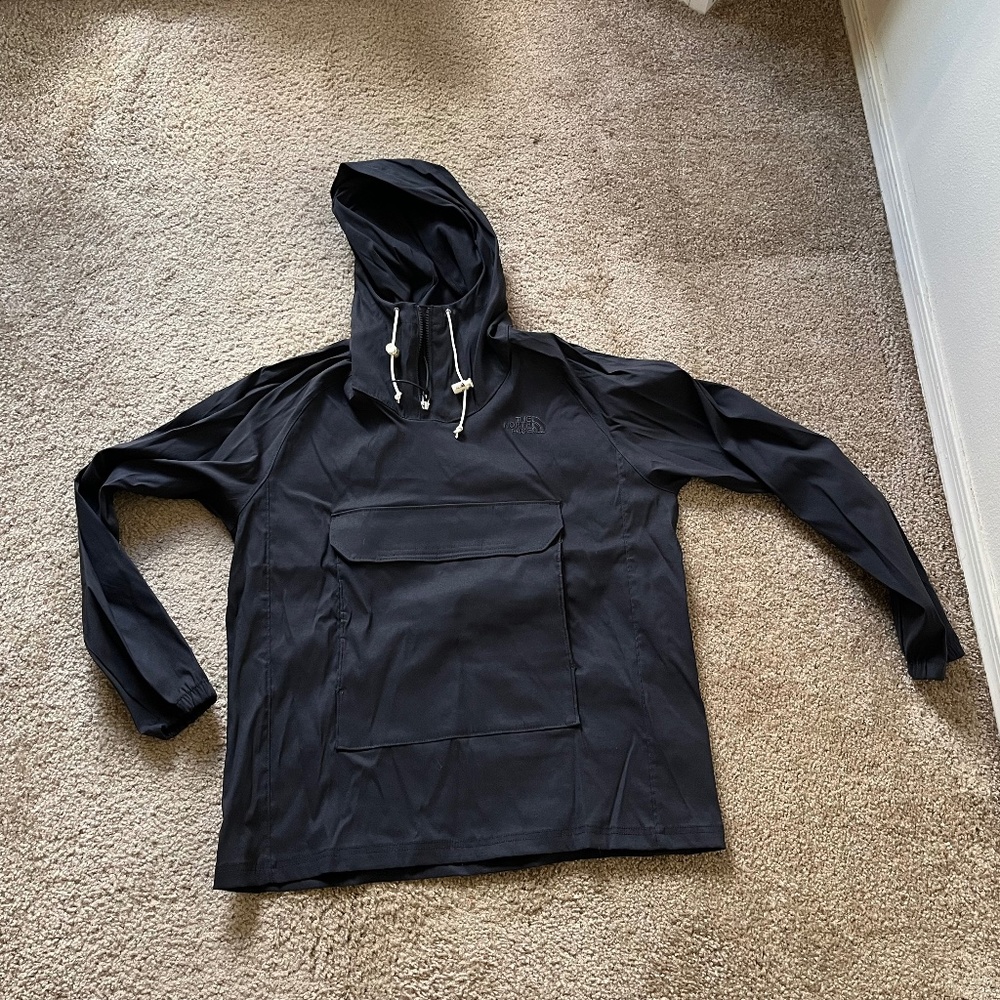 Northface Class V Anorak Windbreaker Black sz. M Medium NEW